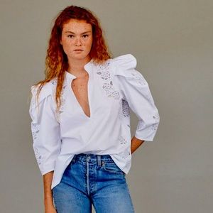 Selling this New with Tags Anise Top, color Oyster.